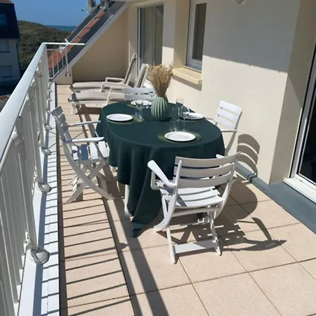 Apartament With Bright Sunny Balcony Merlimont