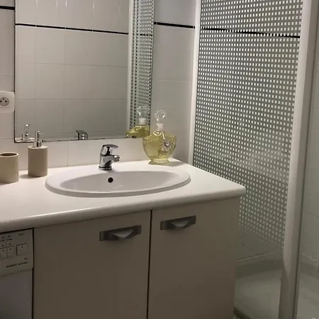 With Bright Sunny Balcony Apartamento Merlimont